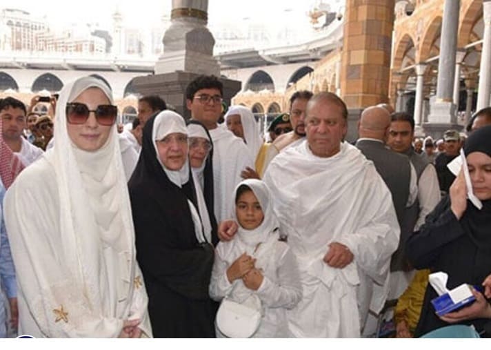 Nawaz Sharif, Maryam Nawaz, and grandson Junaid Safder embrace otherworldliness in Umrah