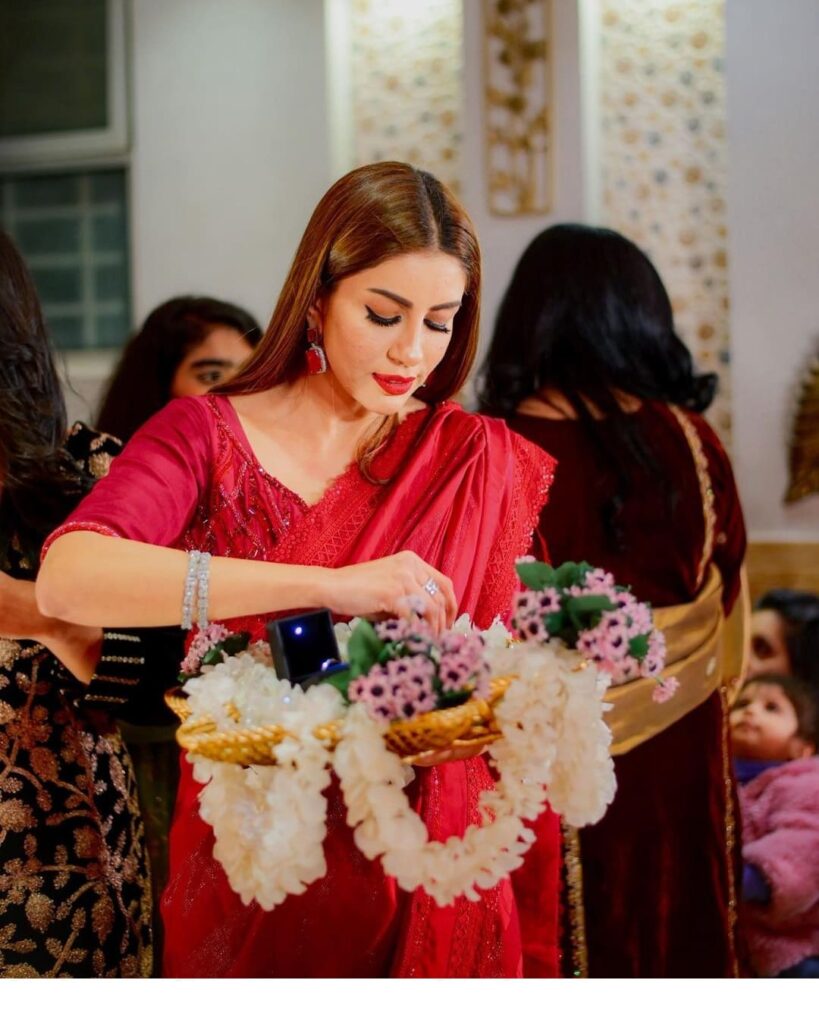 Actress Saba Faisal With Family At Her Niece’s Wedding